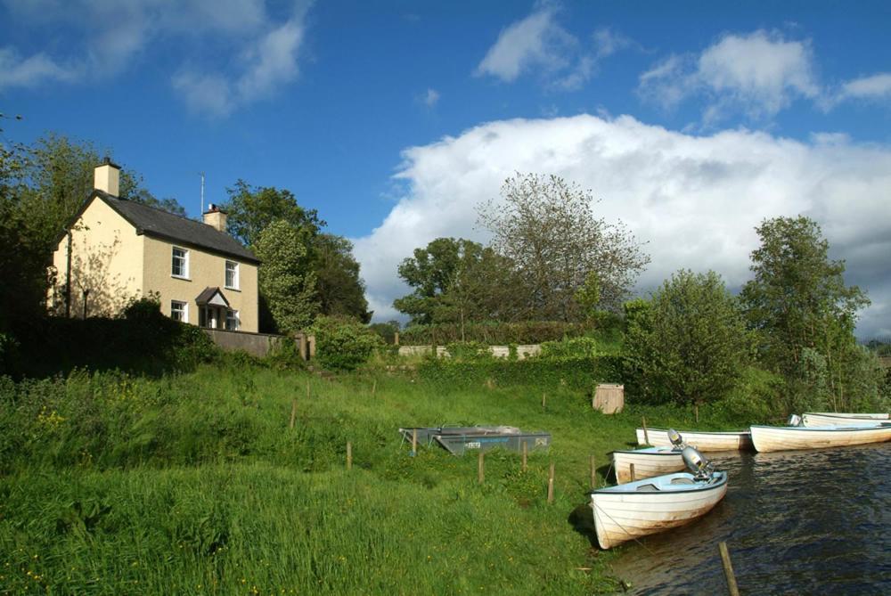 Belle Isle Castle And Cottages Енискилен Екстериор снимка
